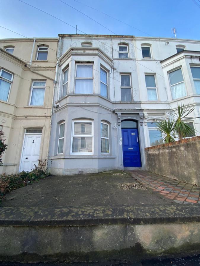 Cheap & Cheerful Apartment Near Bangor Marina Buitenkant foto